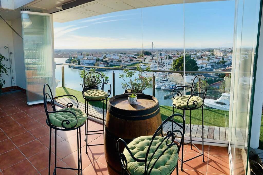 Ferienwohnung Les Marines Roses Exterior foto